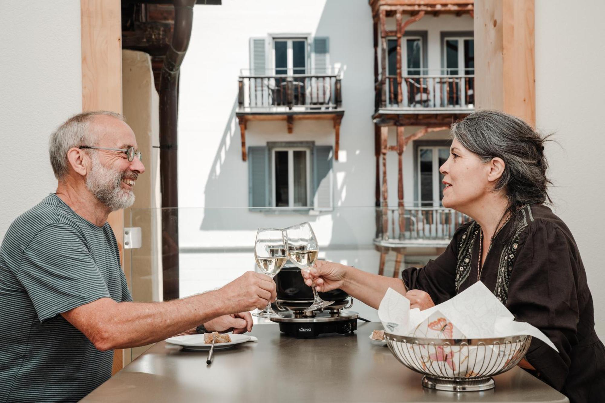 Chasa Fent, Sent Scuol Im Engadin Apartment Екстериор снимка